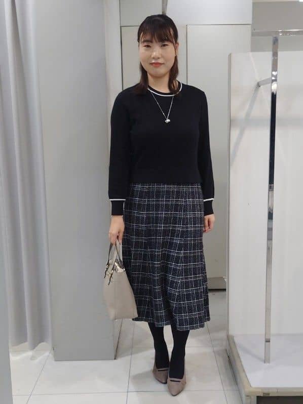 AZUSAさんの「Reflect｜【コートインでもすっきり◎】チェック柄ニットドッキングワンピース」を使ったコーディネート