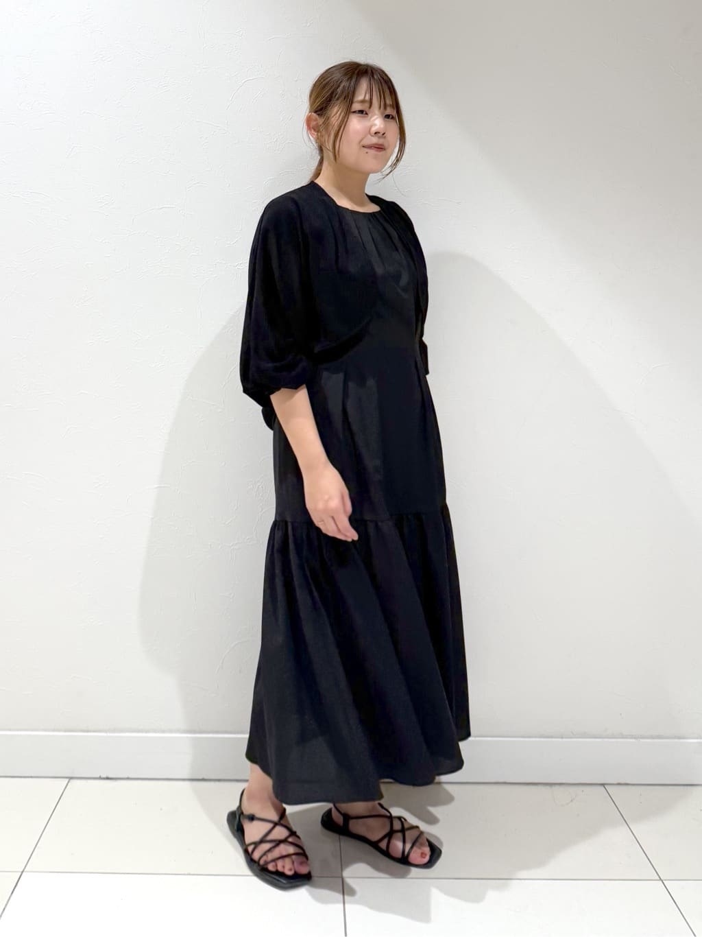 YUUKIさんの「INDIVI｜【軽く羽織れる】ボレロカーディガン」を使ったコーディネート