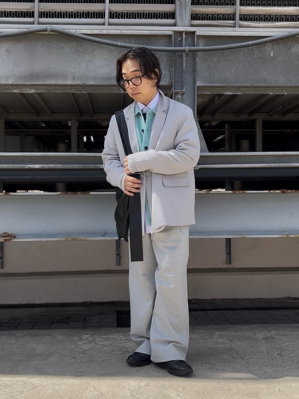 taigaさんの「tk.TAKEO KIKUCHI｜【ネクタイ付き】グランパシャツ」を使ったコーディネート
