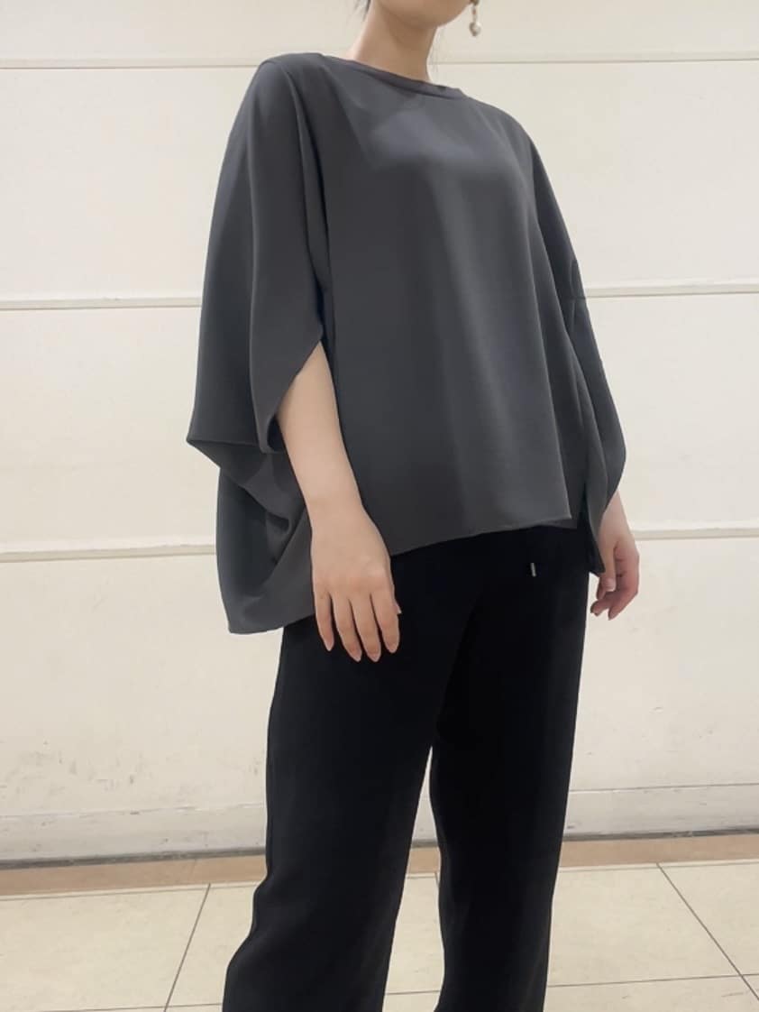 watanabeさんの「UNTITLED｜【吸水速乾/ウエストゴム】バックサテン ジョグパンツ」を使ったコーディネート