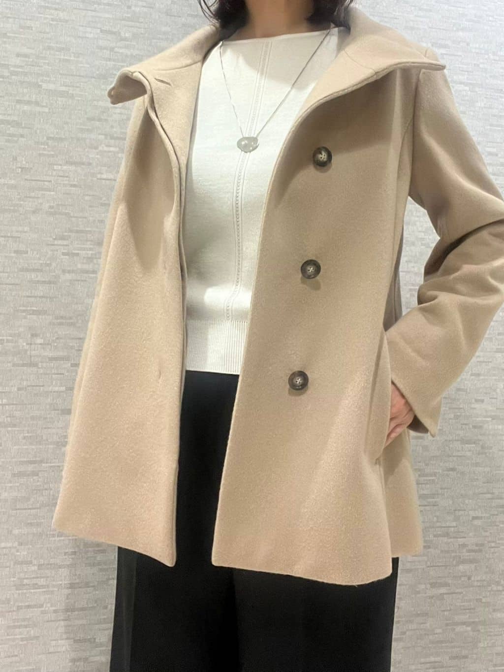 marikoさんの「Reflect｜【SS-4Lサイズ／衿が顔に当たらない◎】スタンドネックミドルコート」を使ったコーディネート