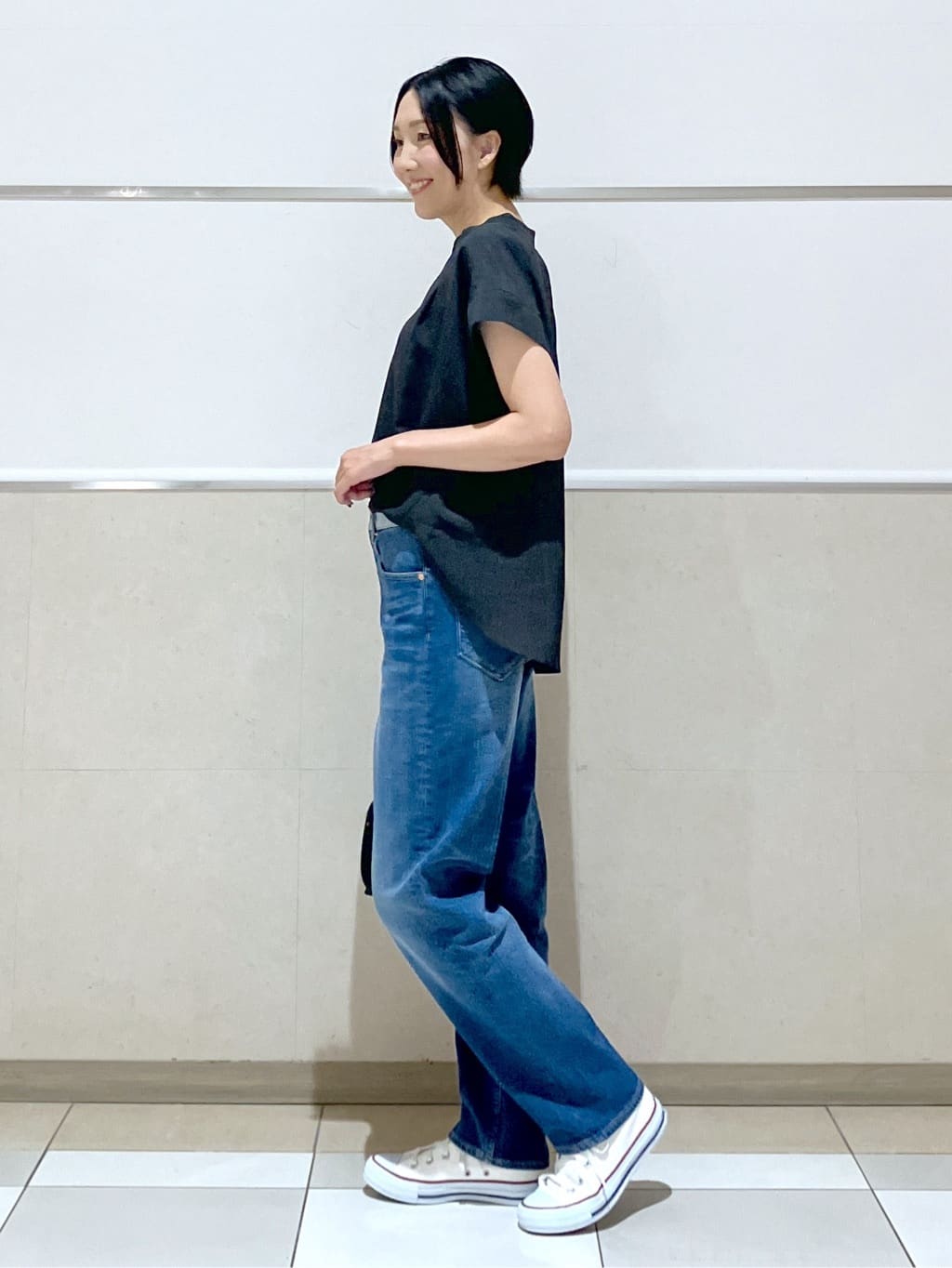eriko さんの「Dessin｜【2点セット/ウエストゴム/洗える】スキッパ―シャツ＆ストレートパンツセット」を使ったコーディネート
