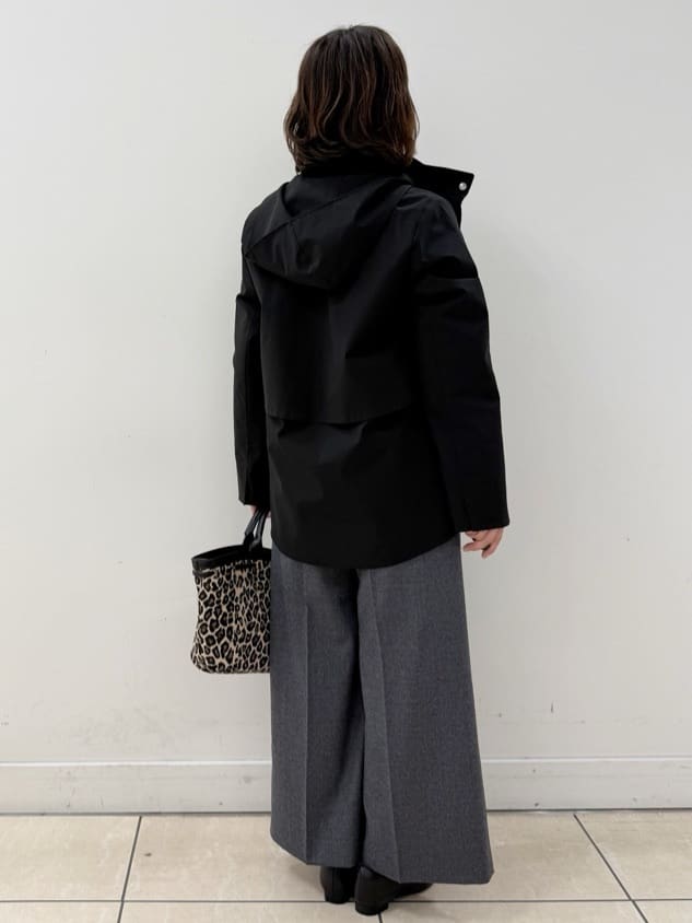 KIKIさんの「Reflect｜【すっきり見え／フード取り外し可／通勤におすすめ◎】ライティアウター」を使ったコーディネート