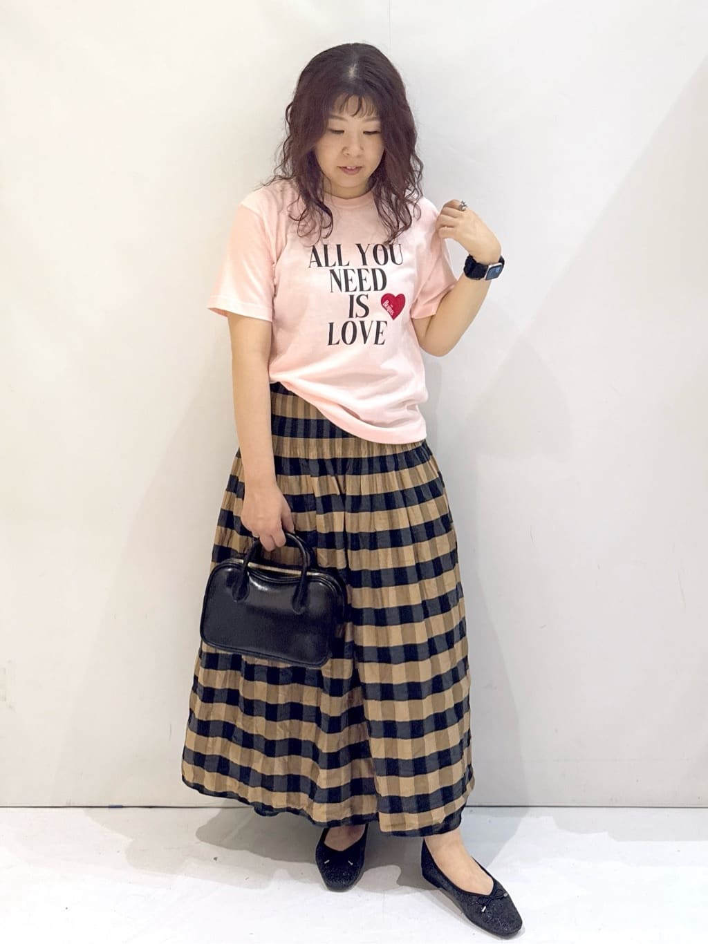nakkoさんの「OPAQUE.CLIP｜ロックTシャツ別注アソート【GREEN DAY／METALLICA／THE BEATLES】」を使ったコーディネート