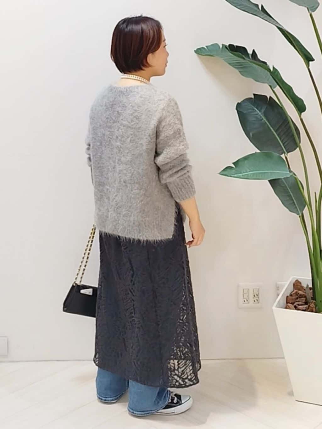 s u g iさんの「UNTITLED｜【ゆったり】アルパカ混シャギーニット」を使ったコーディネート