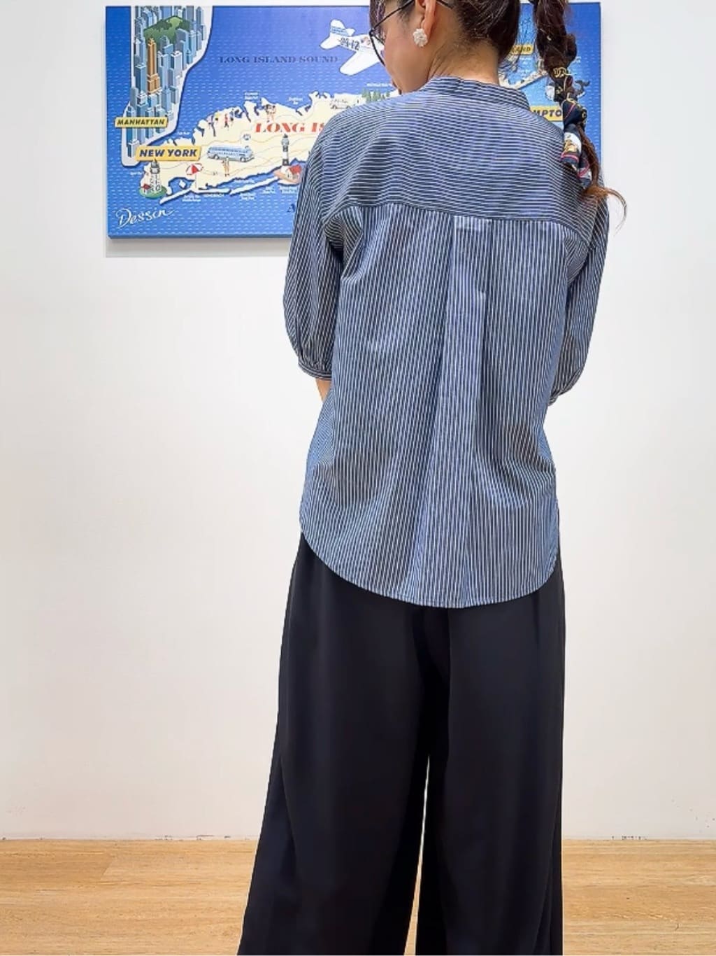 Yasucoさんの「Dessin｜【洗える】フリルバンドカラー五分袖ブラウス」を使ったコーディネート