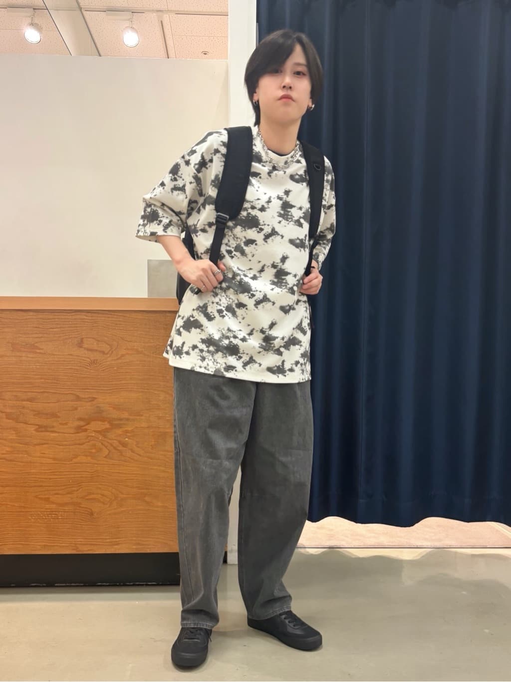 しばさんの「THE SHOP TK｜タイダイクールポンチビッグTシャツ」を使ったコーディネート