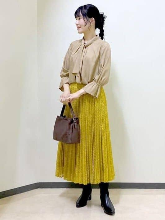  beni_gingerさんの「Reflect｜【イージーケア】サークルダイヤ柄レースプリーツスカート」を使ったコーディネート