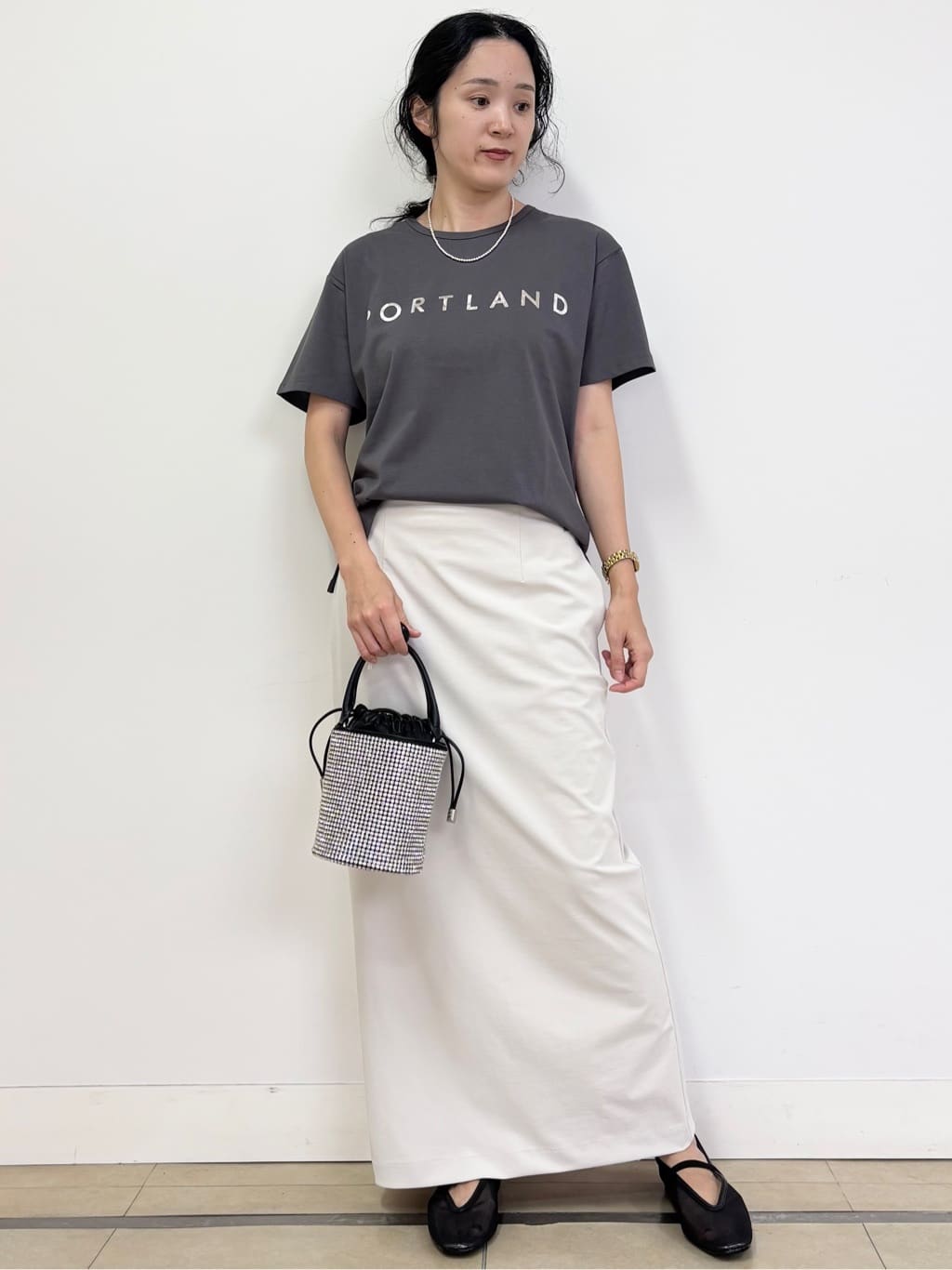 YOKOTAさんの「DRESSTERIOR｜◆20／1シルケット風天竺Tシャツ」を使ったコーディネート