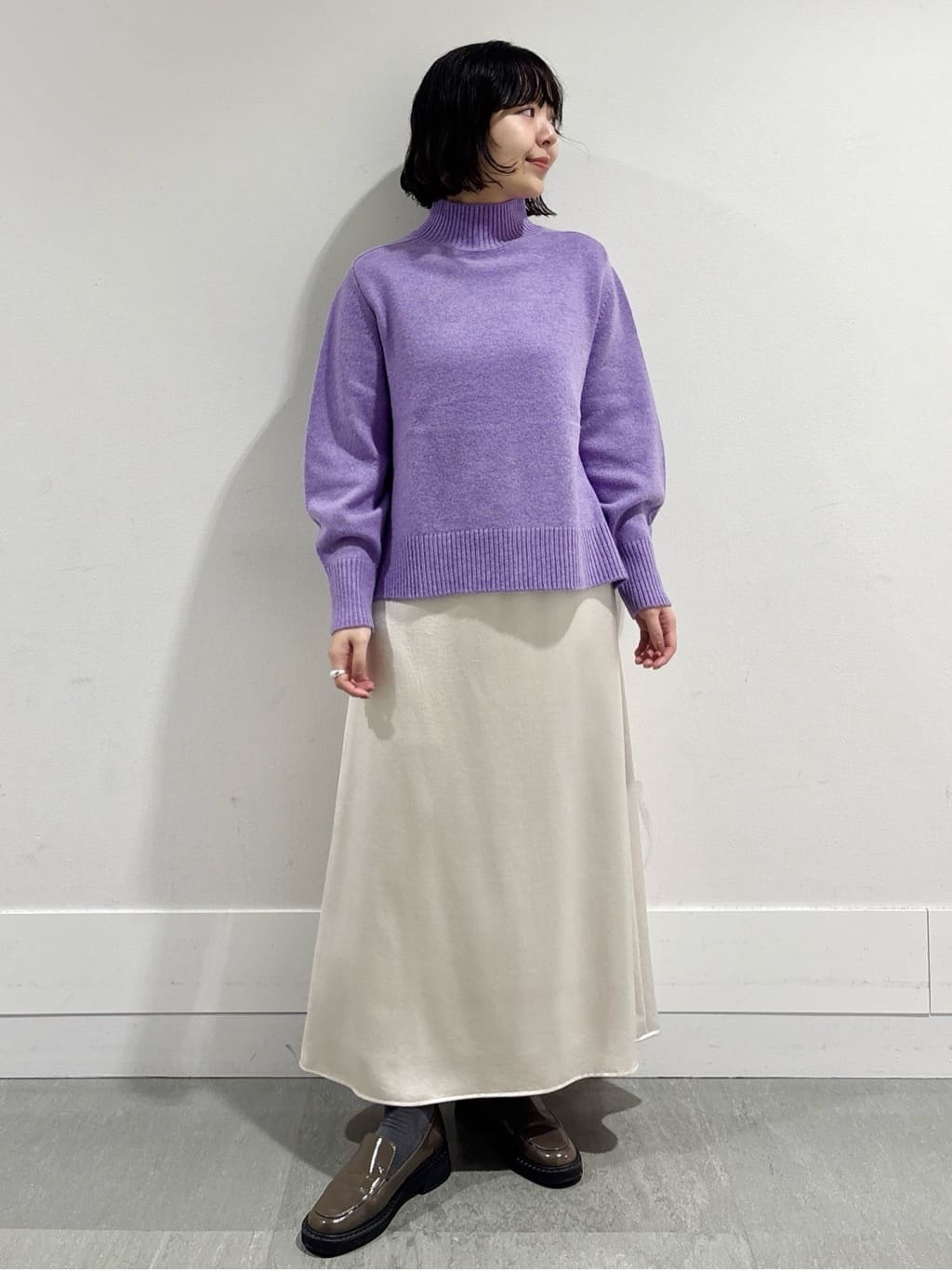 モエカさんの「UNTITLED｜【8色展開/洗える】ウールカシミヤ ハイネックニット」を使ったコーディネート
