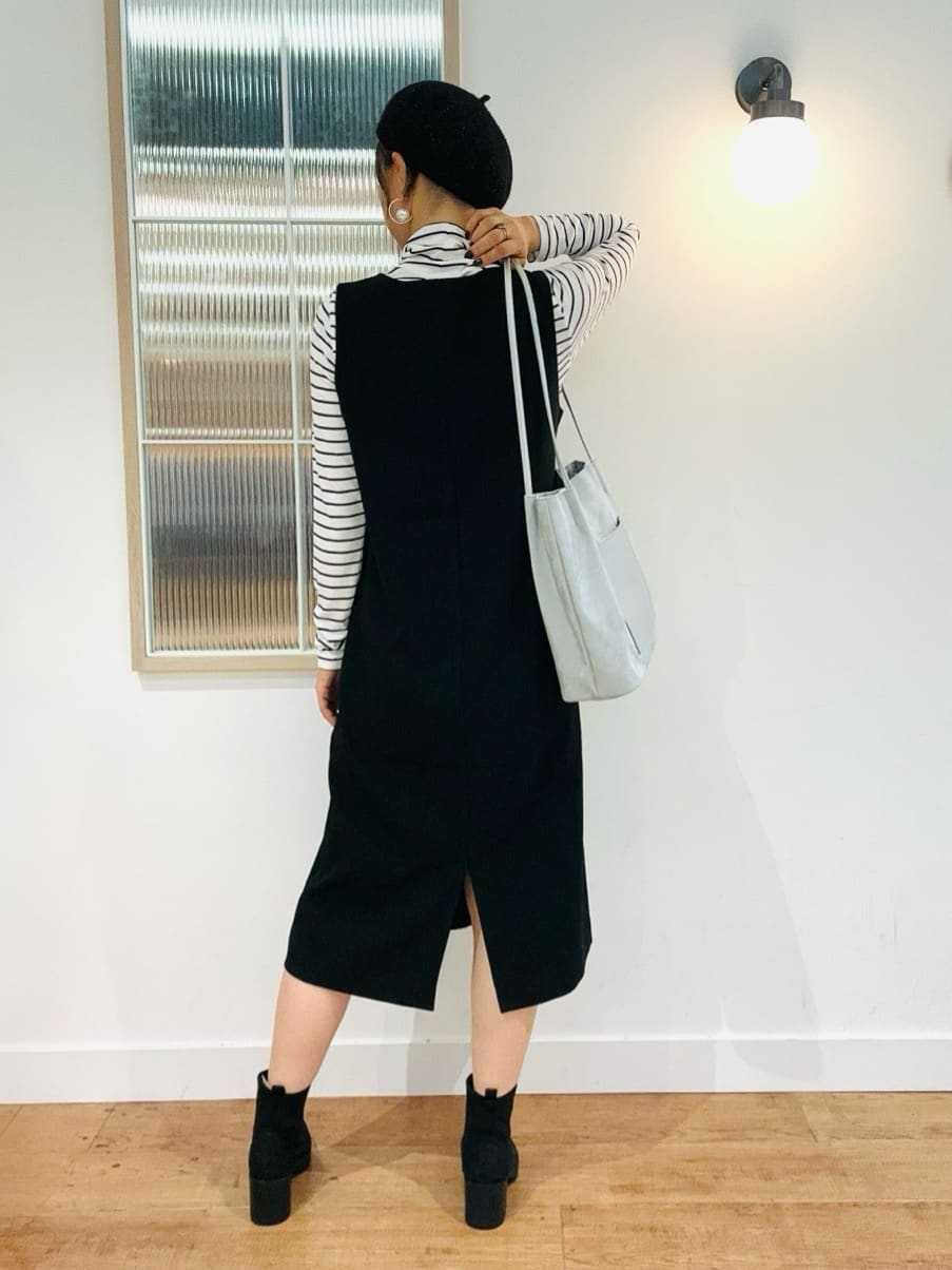 えまんさんの「SHOO･LA･RUE｜【S-LL/吸湿発熱】なめらかとろみ インナータートル」を使ったコーディネート