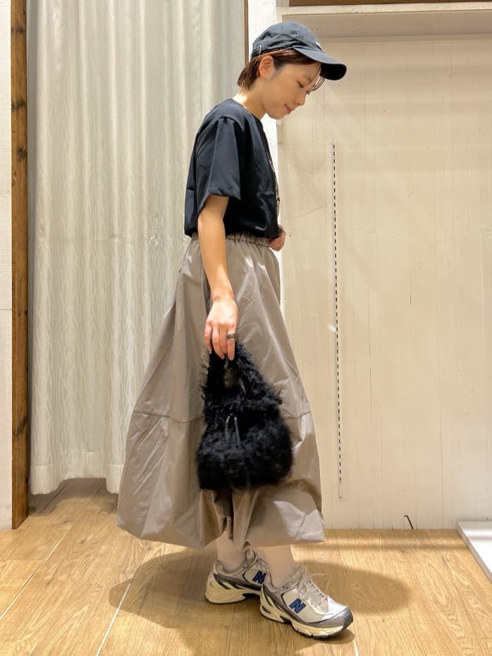 ga_riさんの「THE SHOP TK｜アソートロゴTシャツ【接触冷感/防シワ/吸水速乾/UVケア/洗濯機OK】」を使ったコーディネート