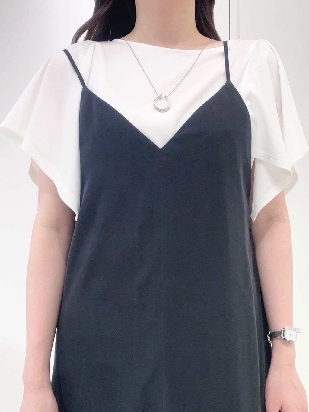 moeさんの「UNTITLED｜【きれいめ／接触冷感／日本製】ハンカチスリーブプルオーバー」を使ったコーディネート