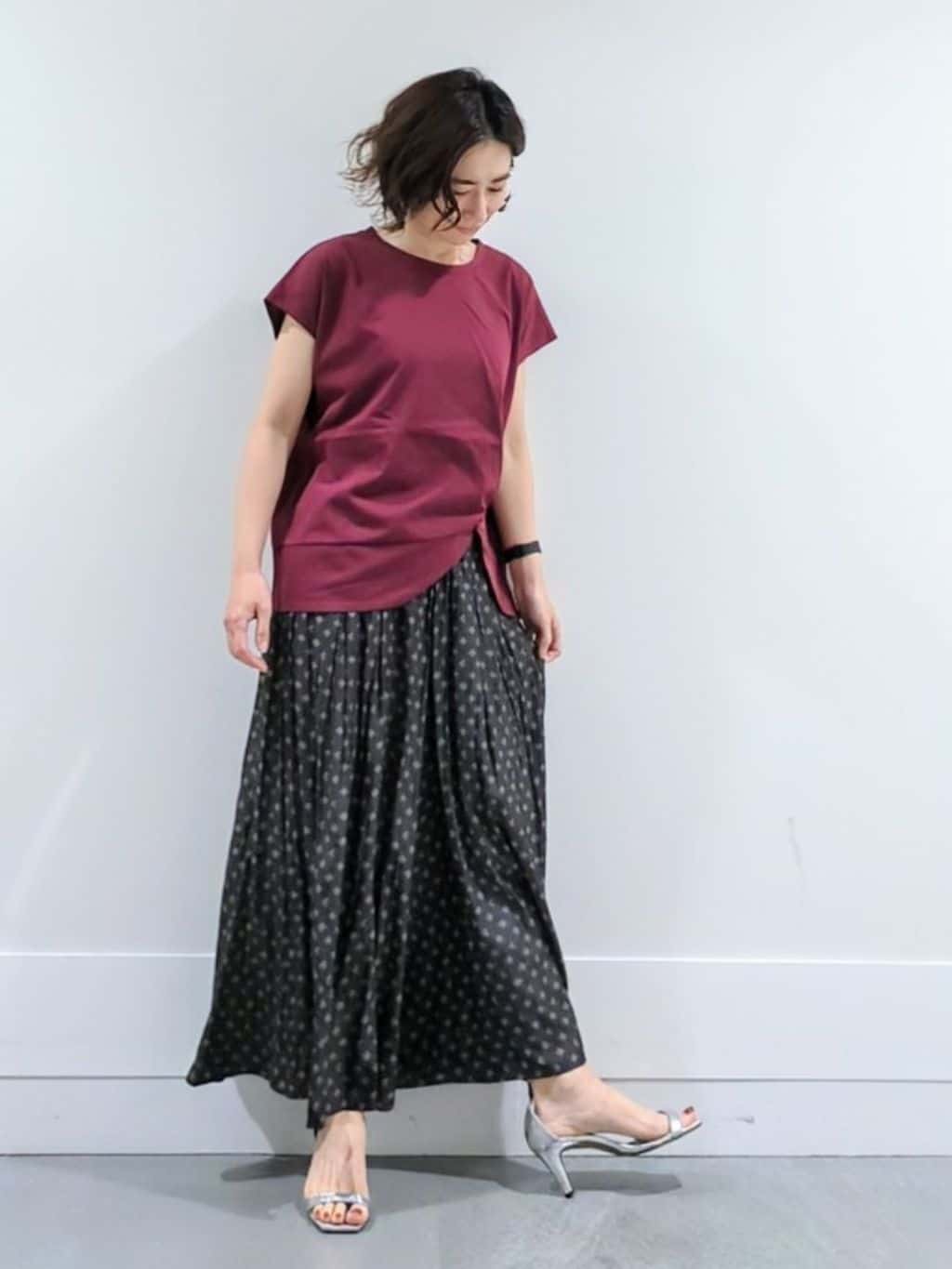 ミズタさんの「UNTITLED｜【洗える/Tシャツ】ツイストプルオーバー」を使ったコーディネート