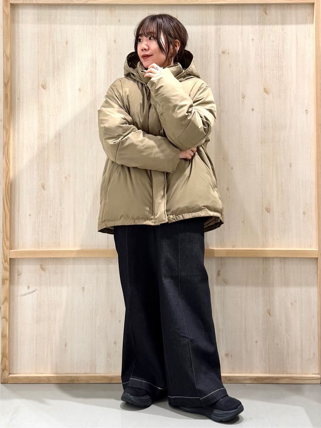 nanaさんの「THE SHOP TK｜【ぎゅっとされているような暖かさ】撥水中綿ブルゾン」を使ったコーディネート
