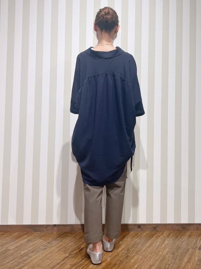 hassssyさんの「SHOO･LA･RUE｜【洗える/S-LL/美脚シルエット】ハイパーストレッチ テーパードパンツ」を使ったコーディネート