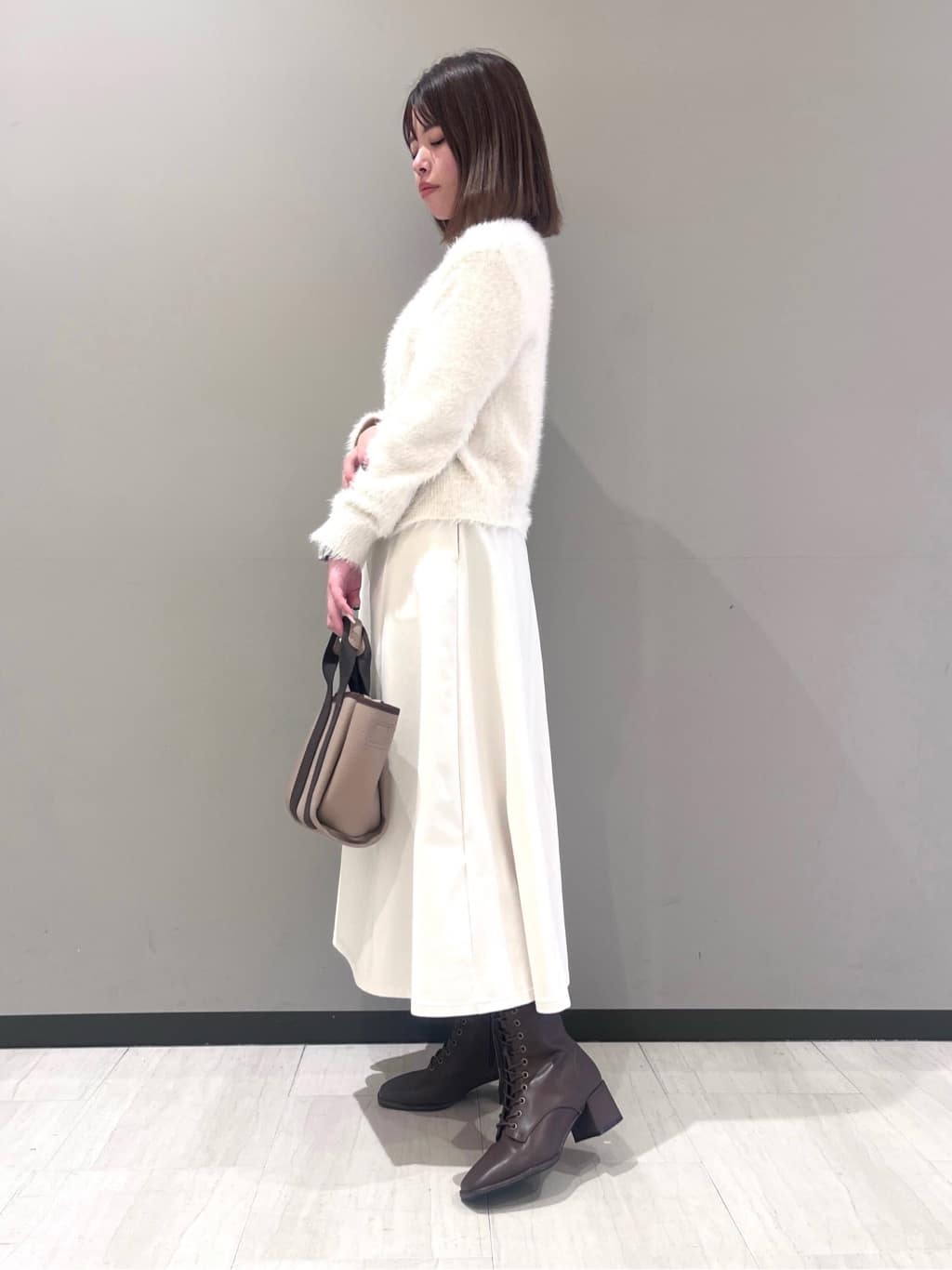 RISAさんの「ESPERANZA｜ショルダー付き2WAYテープトートバッグ」を使ったコーディネート