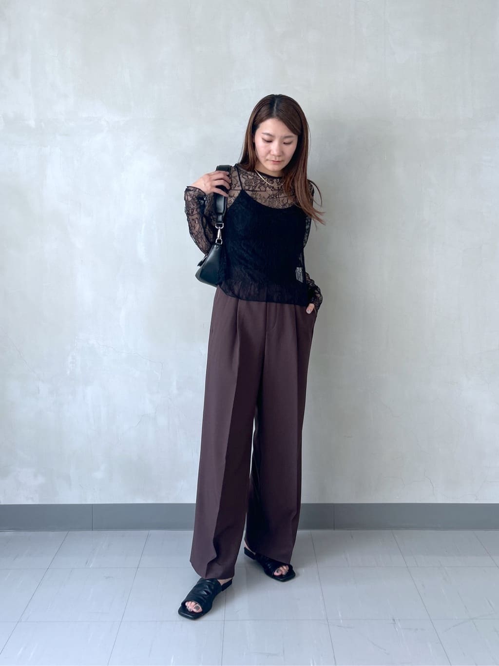 takaさんの「INDIVI｜Comfy SET UP｜イージーストレートワイドパンツ【セットアップ対応／通勤/カセット服】」を使ったコーディネート