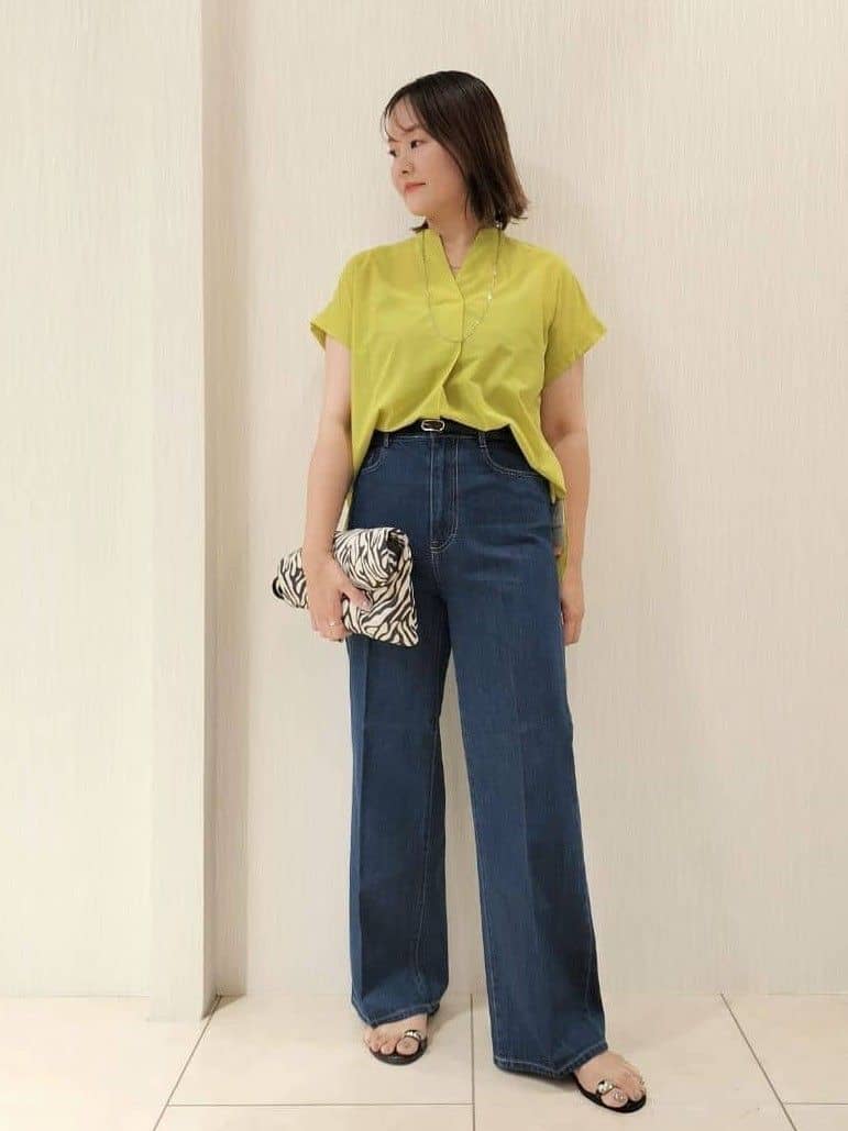 naokoさんの「UNTITLED｜【洗える/スキッパー】フレンチスリーブシアーブラウス」を使ったコーディネート
