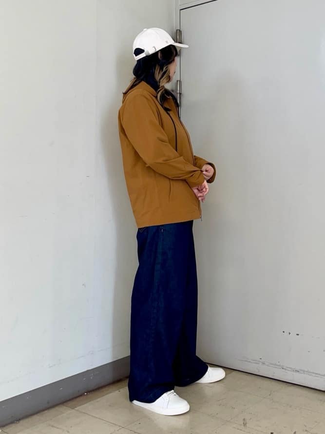 iwさんの「TAKEO KIKUCHI｜【3D ナイロン ストレッチ】ジップアップ フードブルゾン」を使ったコーディネート