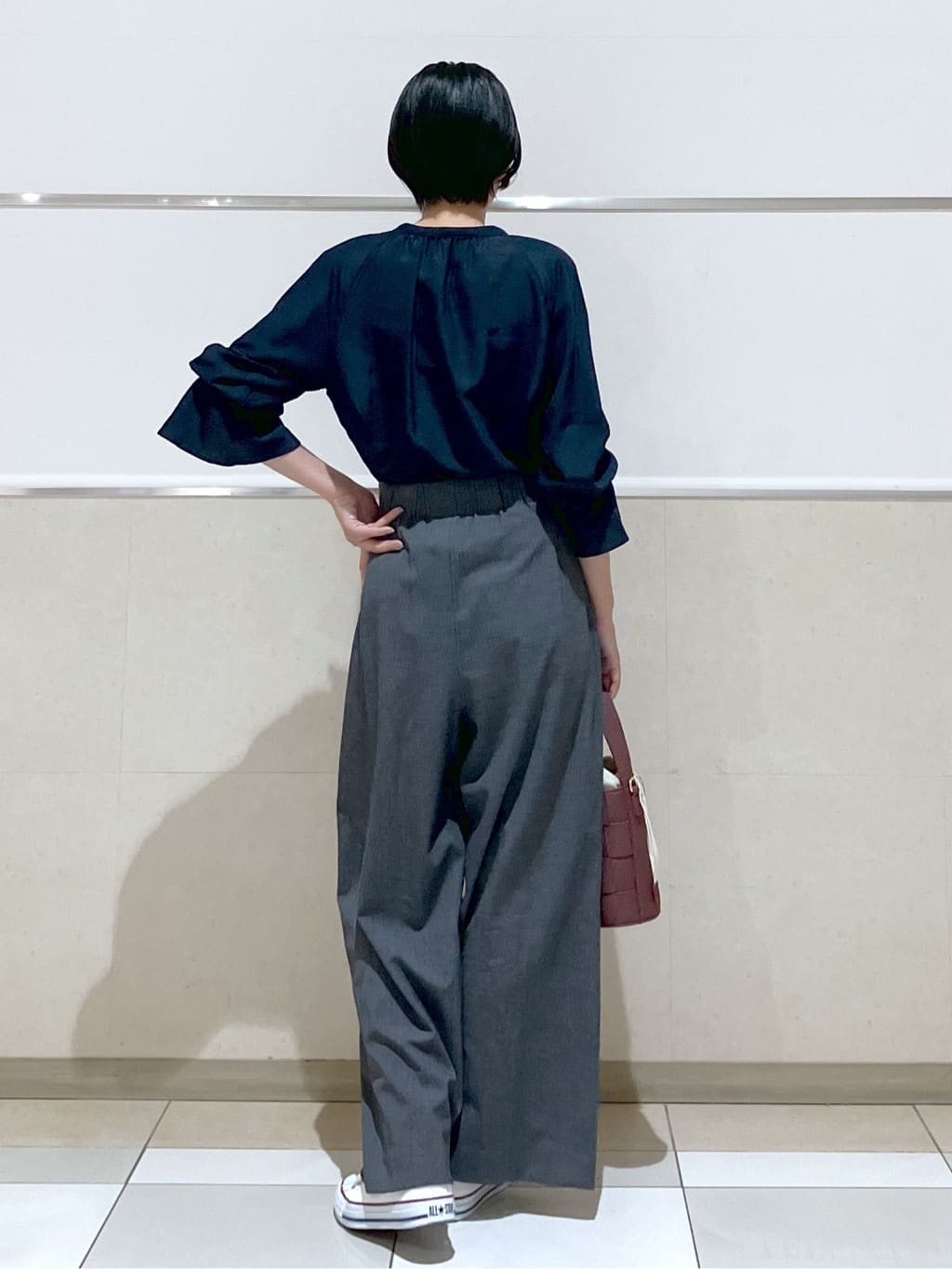 eriko さんの「Dessin｜【セットアップ可・洗える】ハイウエストタックパンツ」を使ったコーディネート