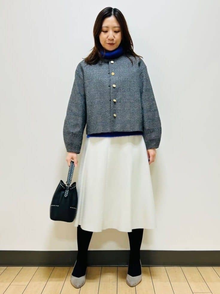 miiiさんの「Reflect｜【ほんのりラメ感◎】ふわふわフェザーヤーンハイネックニット」を使ったコーディネート