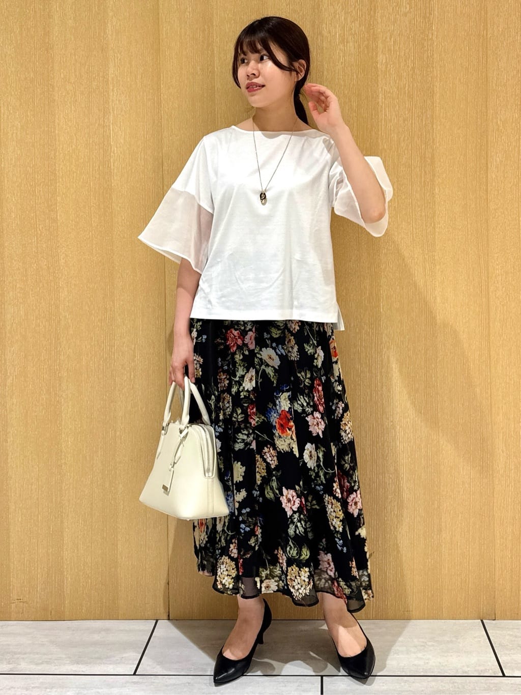 nanaさんの「UNTITLED｜【洗える/五分袖】シアースリーブ プルオーバー」を使ったコーディネート