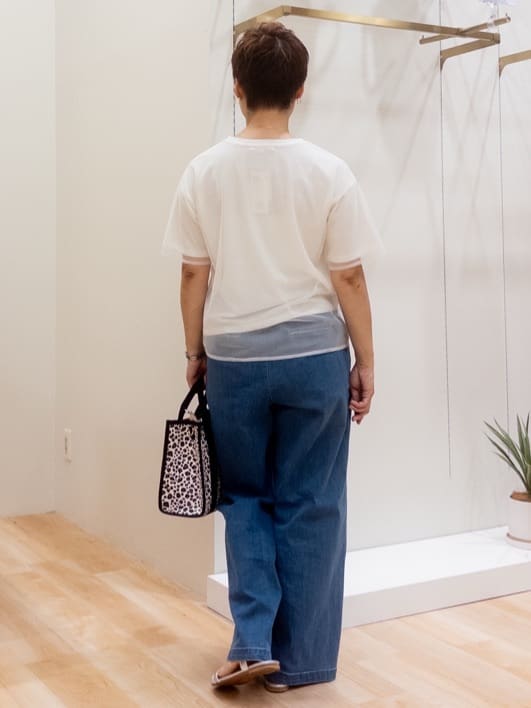 シュウコさんの「grove｜ラフだけどおしゃれ　チュールレイヤードTシャツ」を使ったコーディネート
