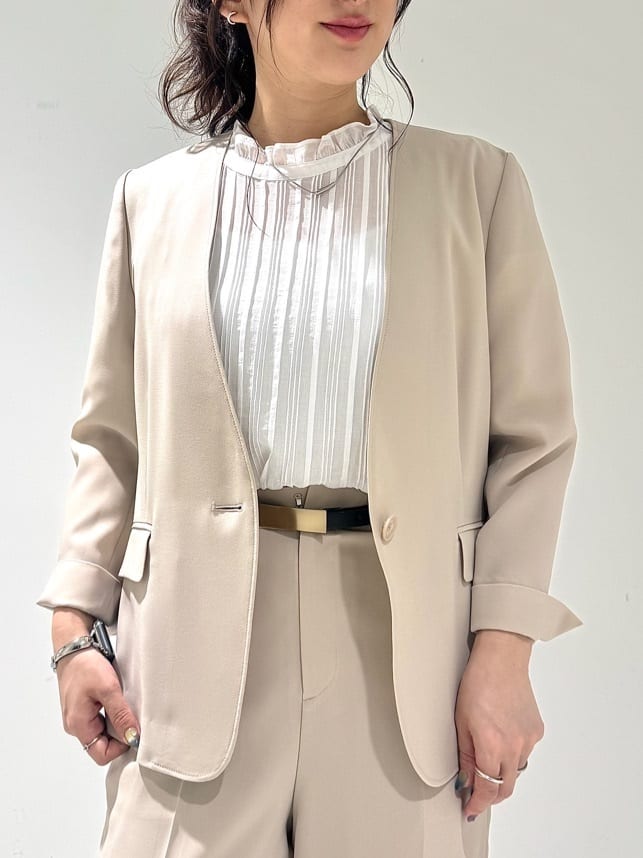 そんさんの「INDIVI｜【手洗い可／通勤】ノーカラージャケット」を使ったコーディネート