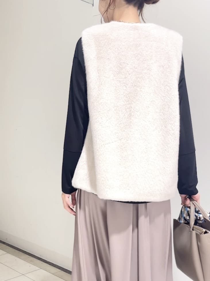 shioriさんの「INDIVI｜ミンク調フェイクファージレ」を使ったコーディネート