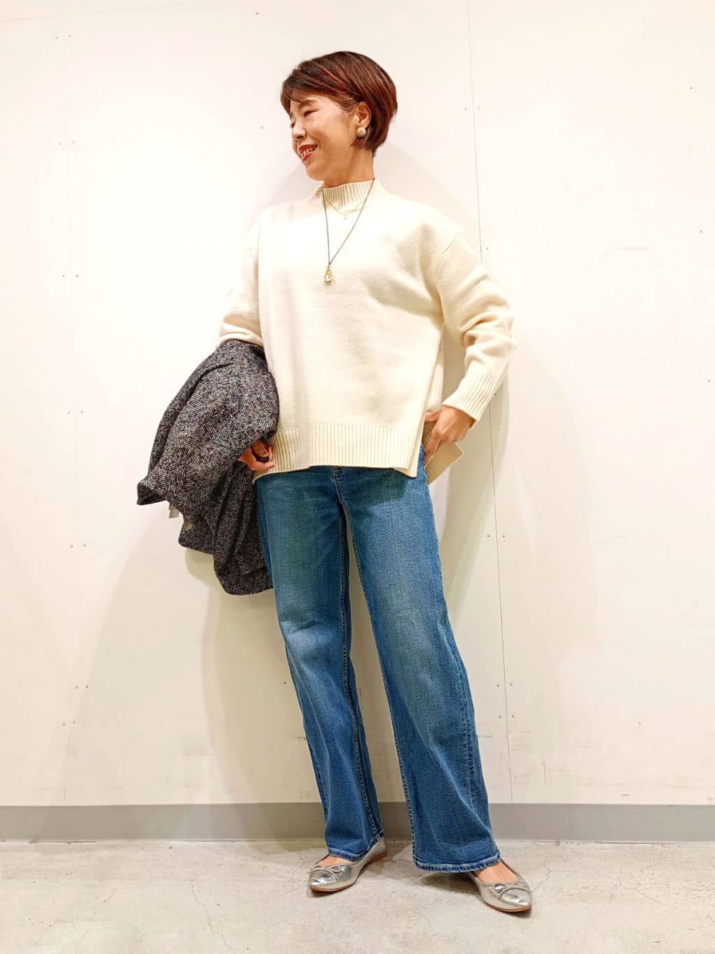 Kさんの「INDIVI｜【褒められデニム】ワイドストレート デニムパンツ」を使ったコーディネート