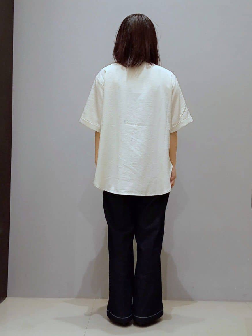 yukaさんの「THE SHOP TK｜ダブルポケット5分袖シャツ/体型カバー／洗濯機OK」を使ったコーディネート