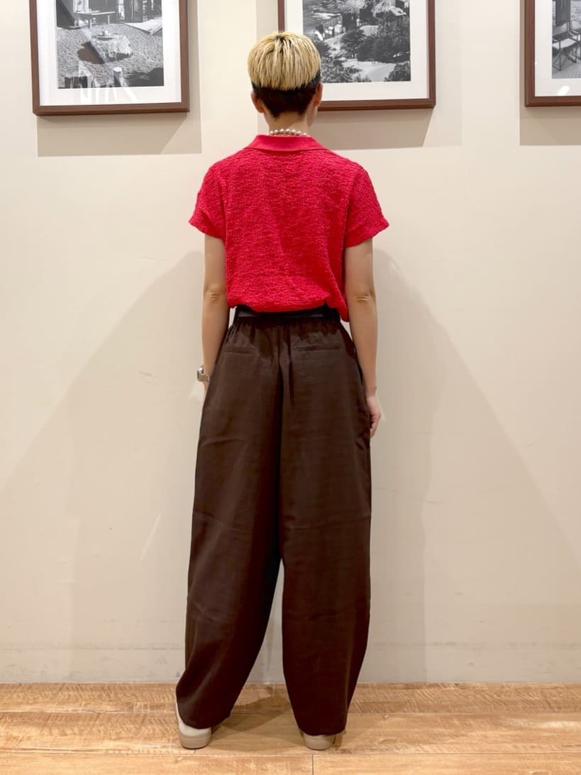 Ayumiさんの「SHOO･LA･RUE｜【S-LL】一枚で着映え フレンチスリーブ ポロスキッパートップス」を使ったコーディネート