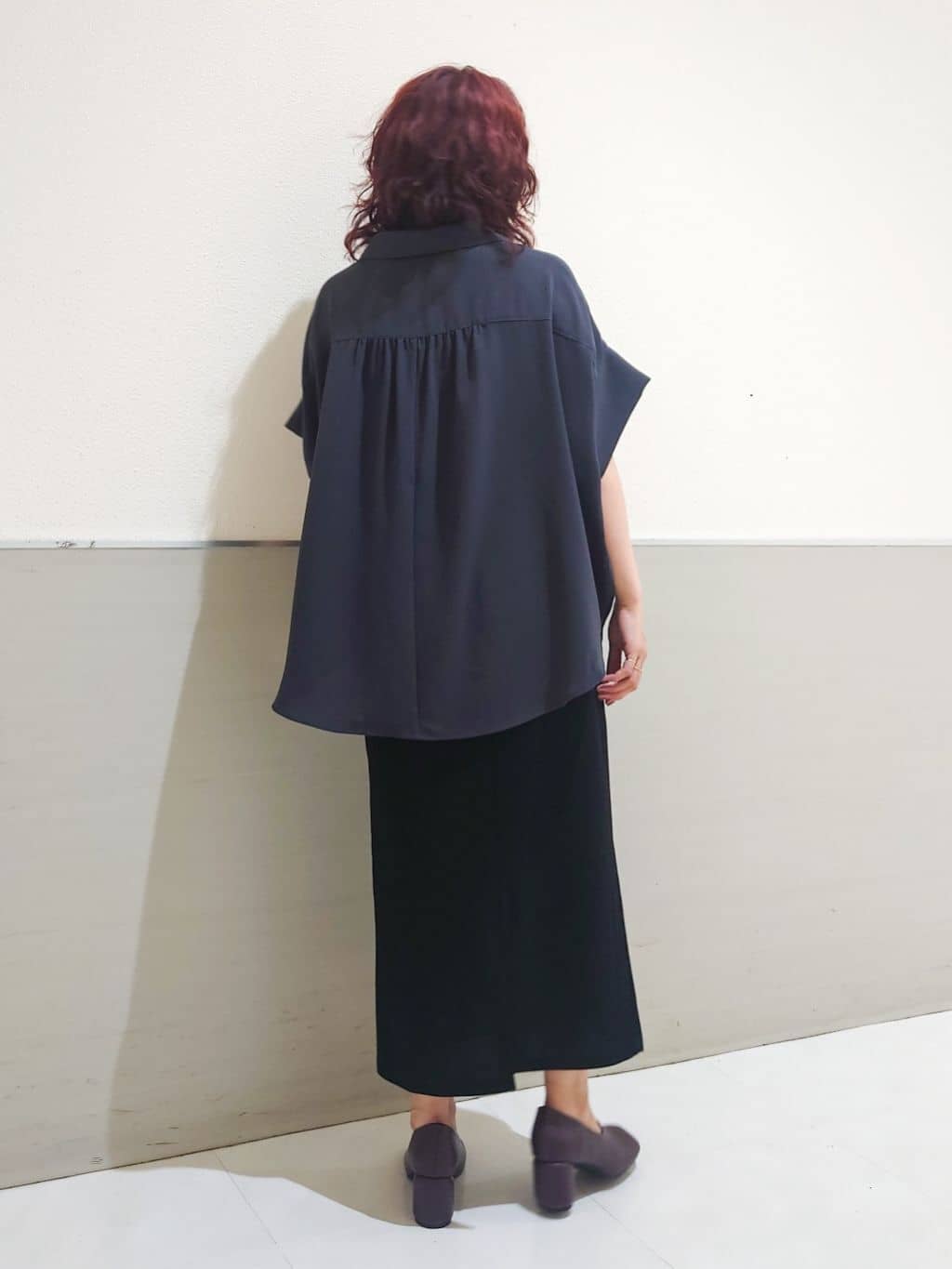 maruさんの「THE SHOP TK｜【インしなくても決まる】スキッパーシャツ/接触冷感/防シワ/速乾」を使ったコーディネート