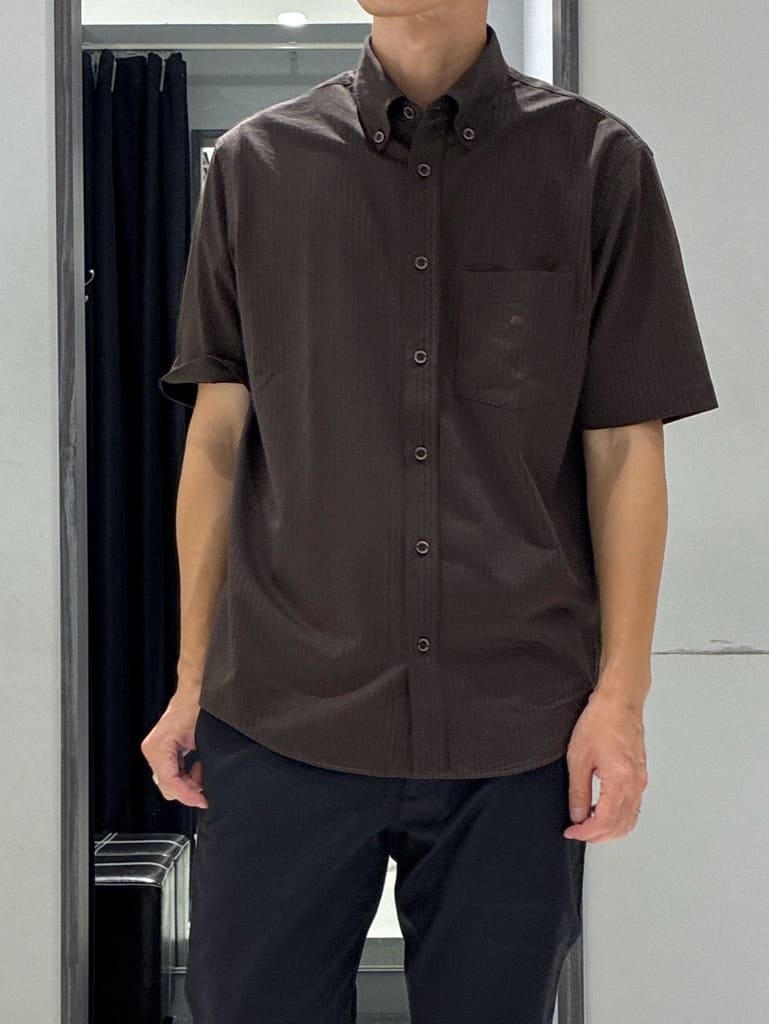 わいずみさんの「TAKEO KIKUCHI｜【COOL CITY WEAR】ストライプジャージ ボタンダウンシャツ /接触冷感」を使ったコーディネート