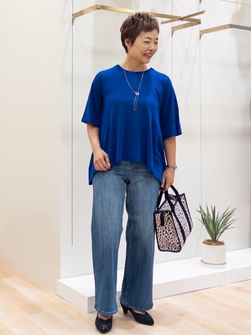 シュウコさんの「grove｜涼やか体型カバー　配色シアーニットプルオーバー」を使ったコーディネート
