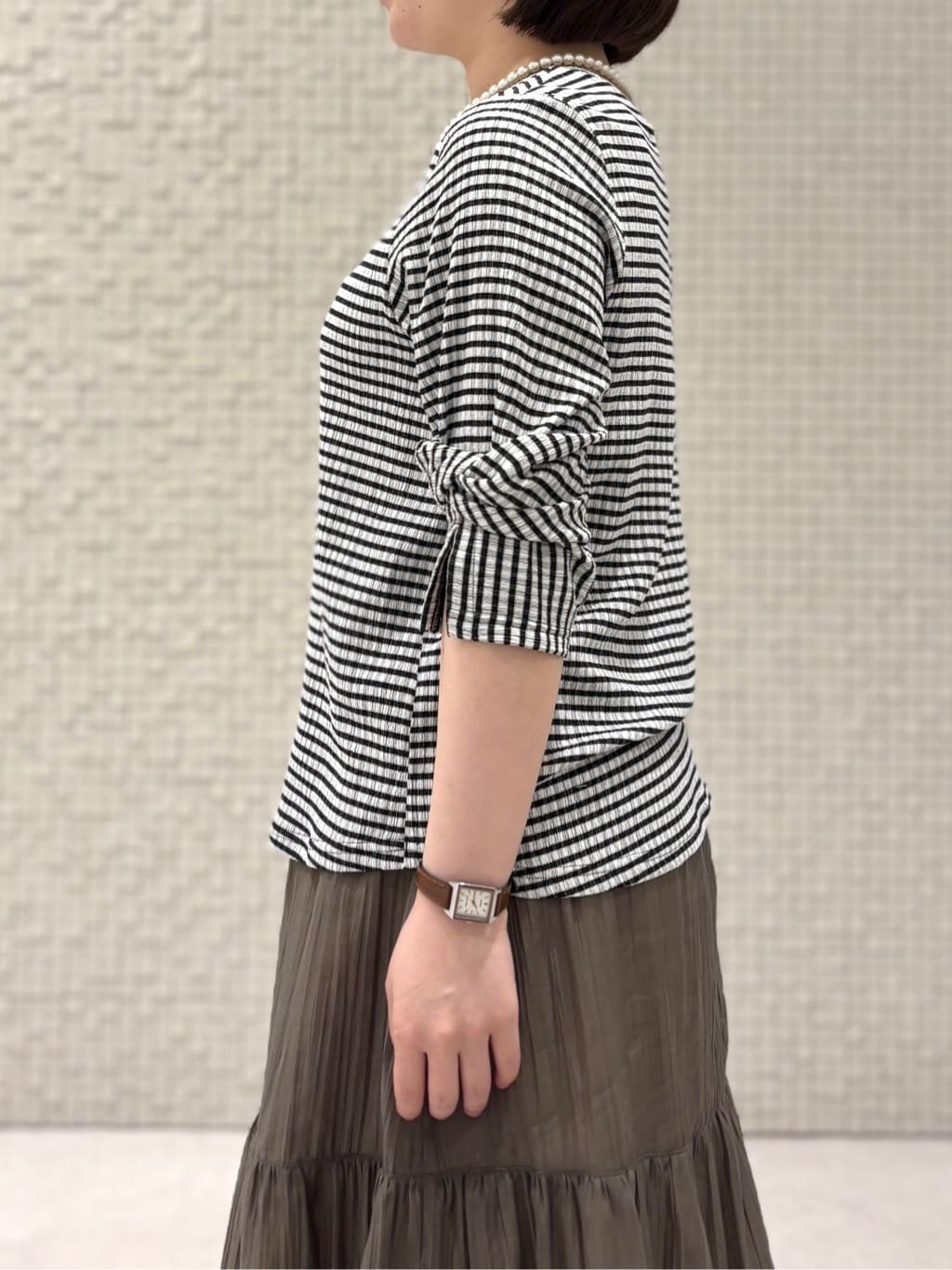 sakuさんの「INDIVI｜【2点セット／着回し◎】ノースリーブ＆ティアードスカート カセット服」を使ったコーディネート