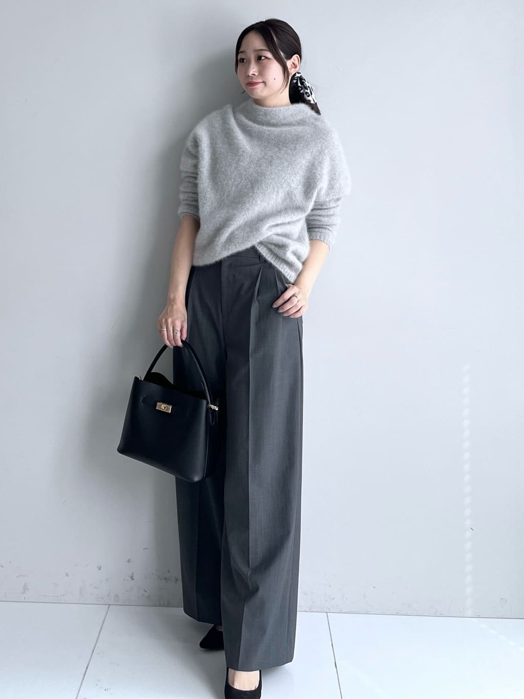 Saekoさんの「UNTITLED｜【大人な品格/ふわふわニット】フォックスカシミヤ コクーンニット」を使ったコーディネート