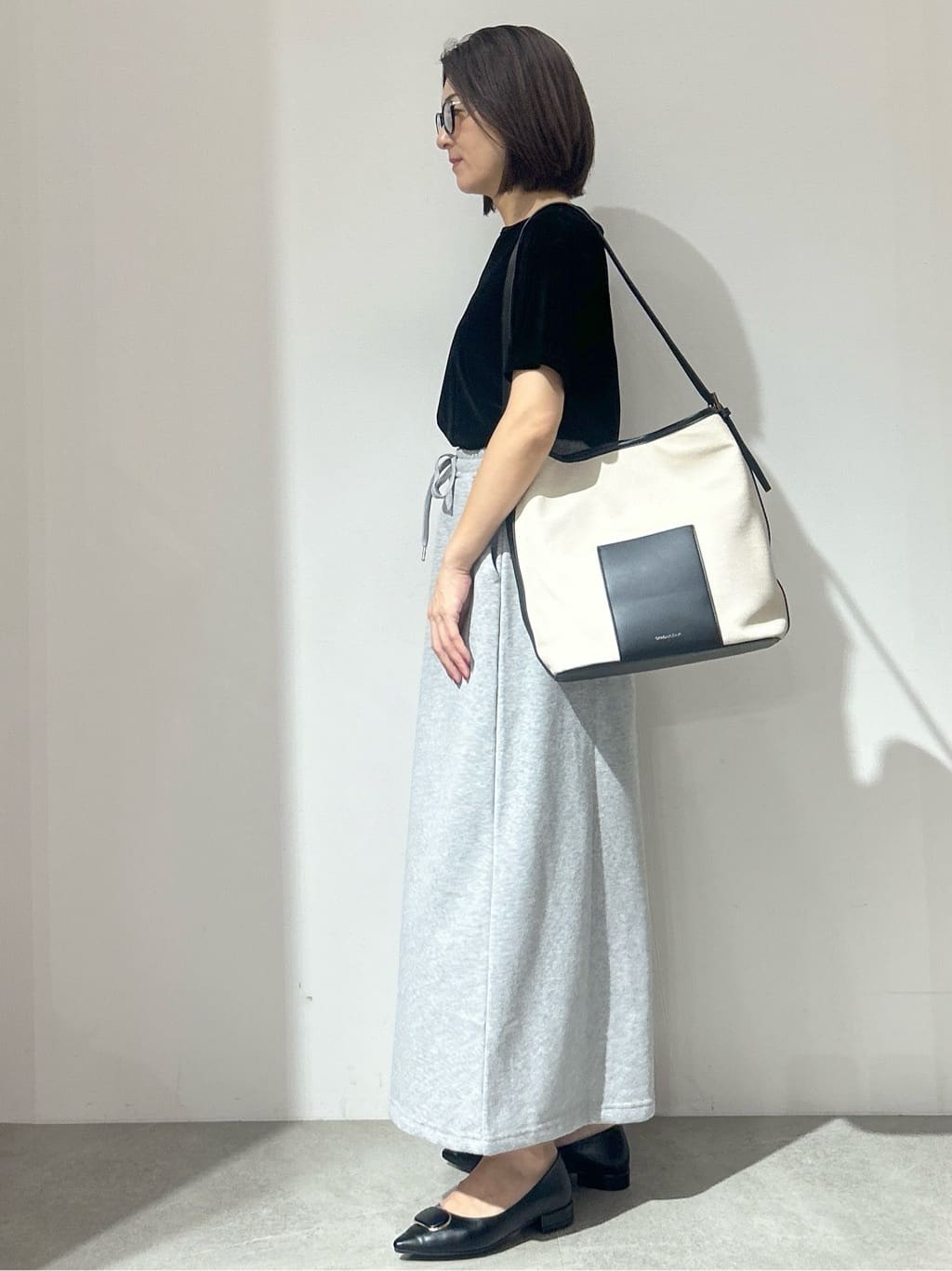 NAKAさんの「OPAQUE.CLIP｜ラメスウェットイージーロングスカート【洗濯機洗い可】」を使ったコーディネート