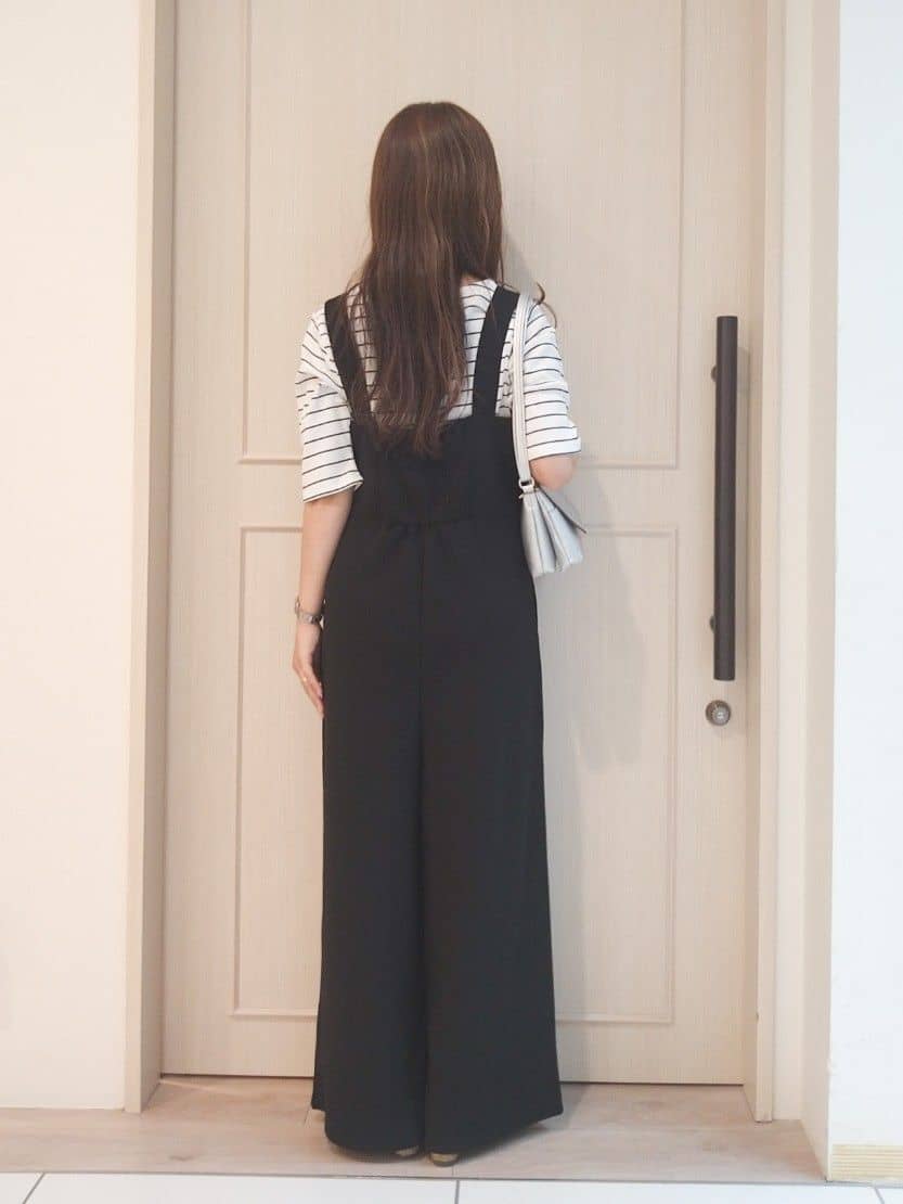 mi-saさんの「SHOO･LA･RUE｜【洗える/S-LL】ティアードフリルサロペット」を使ったコーディネート