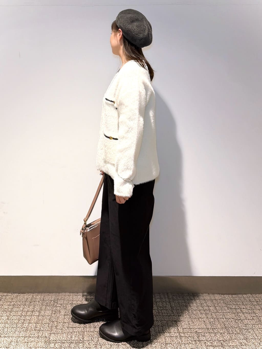 みーさんの「grove｜【選べる着丈/多機能】裏起毛ハイパーストレッチワイドパンツ」を使ったコーディネート