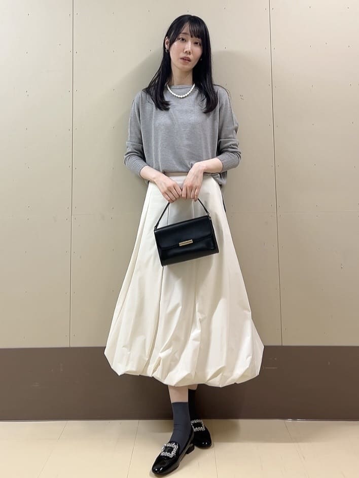 sechiさんの「UNTITLED｜【8色展開/体型カバー】魅せるタイムレスニット」を使ったコーディネート