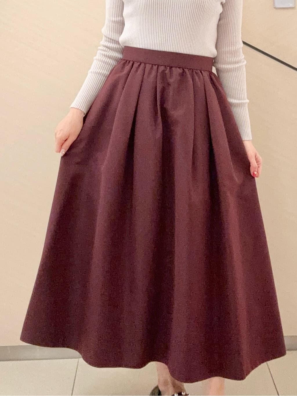 Rinaさんの「DRESSTERIOR｜シルクブレンドメリノウールリブプルオーバー」を使ったコーディネート