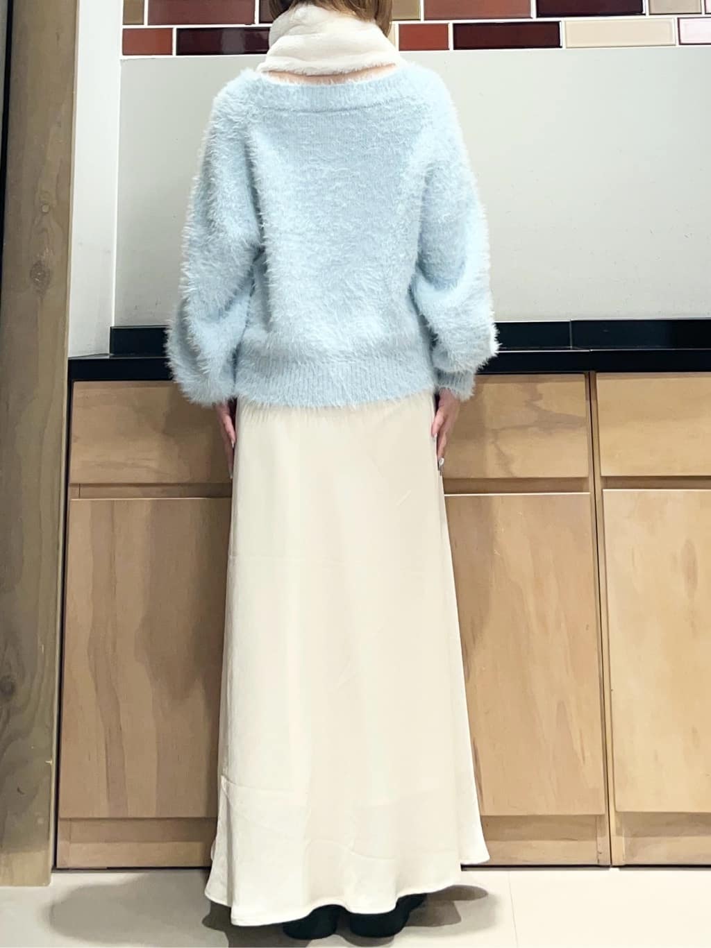かのさんの「THE SHOP TK｜着るたびときめく ふんわりフェザーシャギーニット」を使ったコーディネート