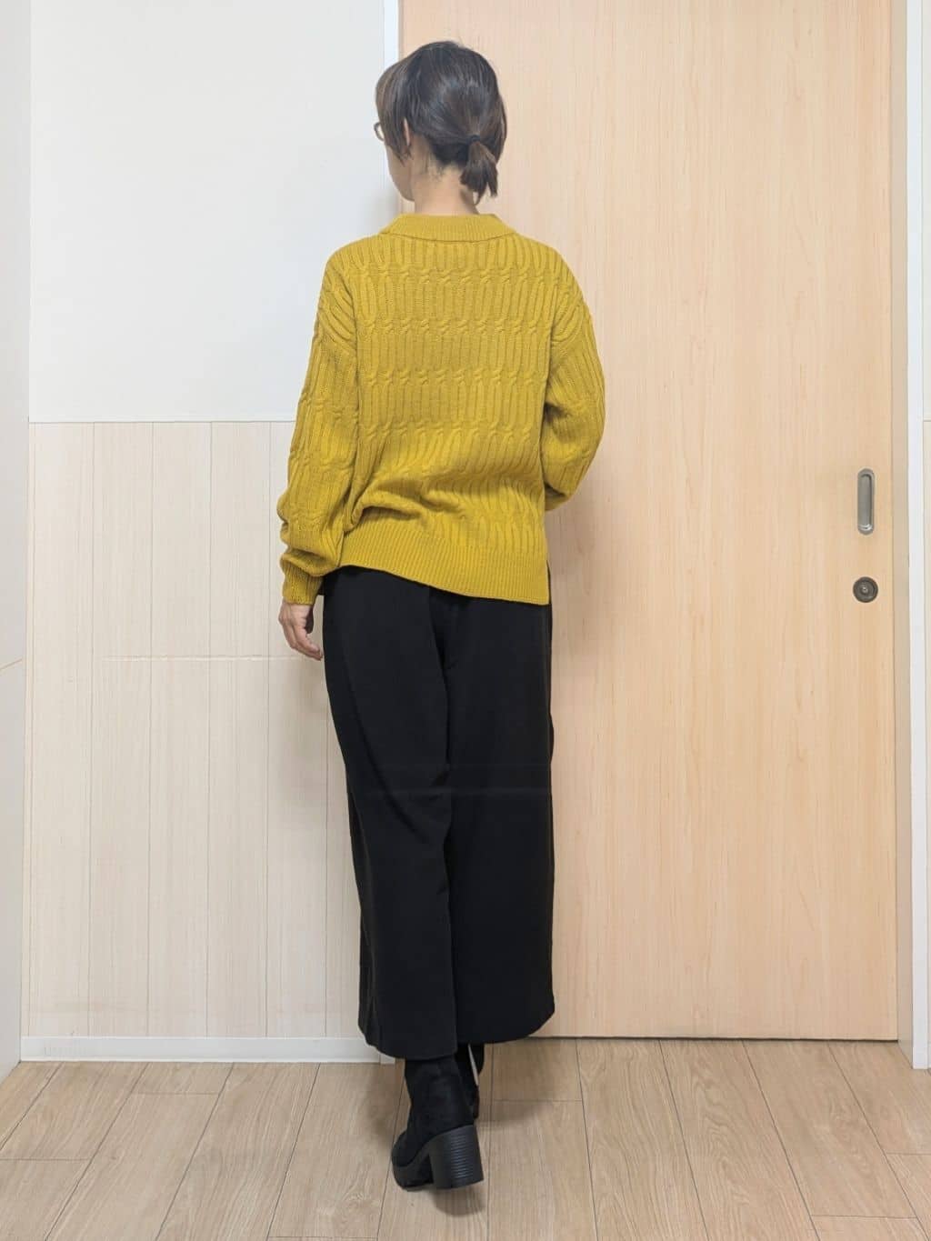 YuAさんの「SHOO･LA･RUE｜【着丈選べる/きっと虜になる】あったかもちもち ワイドパンツ」を使ったコーディネート