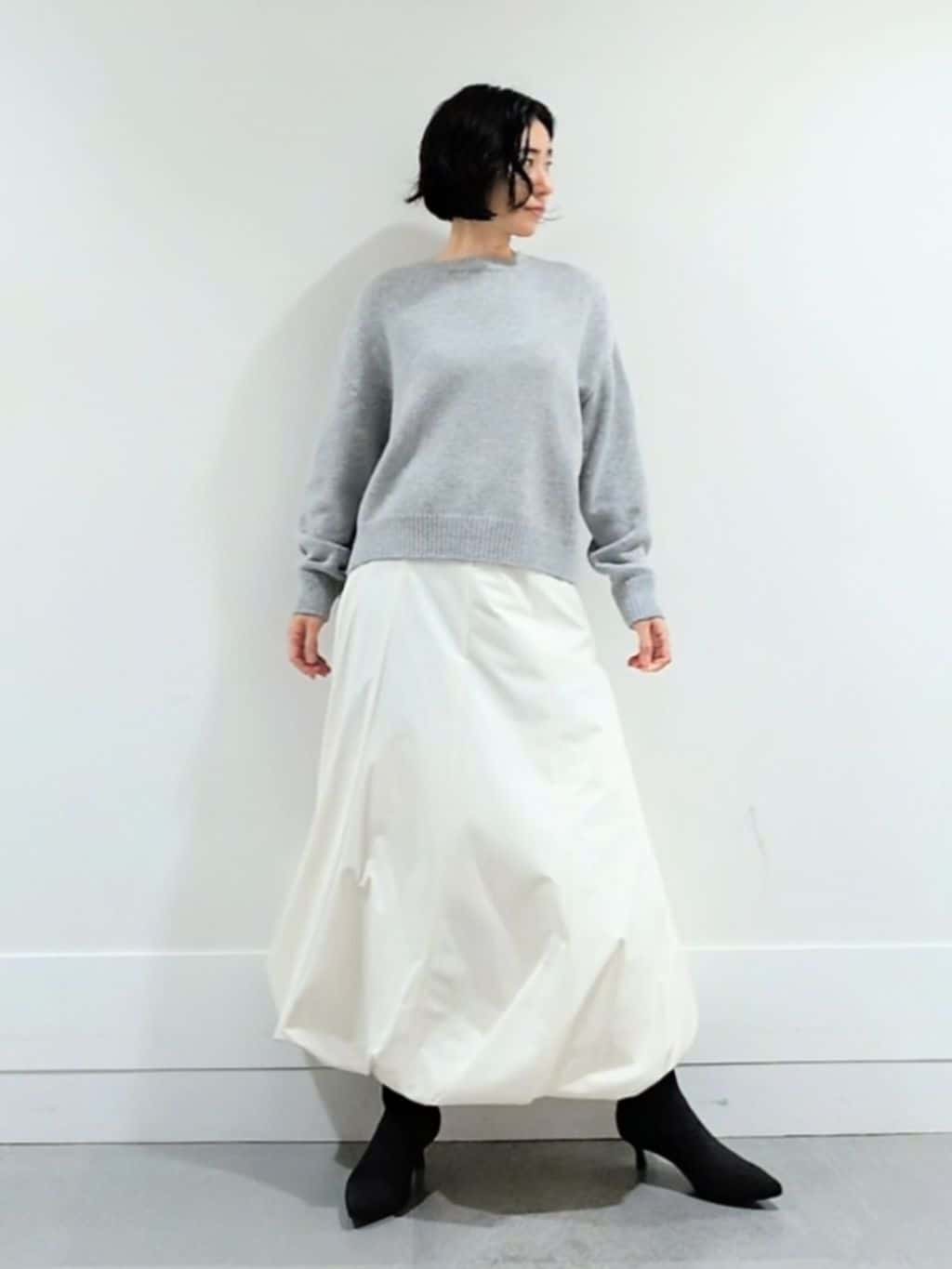 ミズタさんの「UNTITLED｜【セットアップ可/ゆったり】ウール混ラメニット」を使ったコーディネート