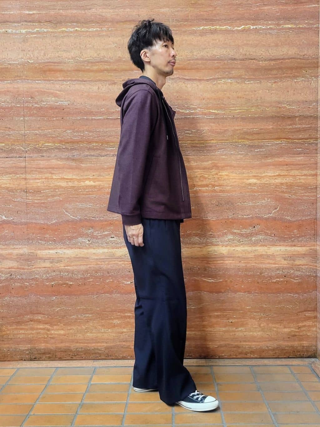 piroyaさんの「TAKEO KIKUCHI｜ストレッチ テーラードＴシャツ」を使ったコーディネート