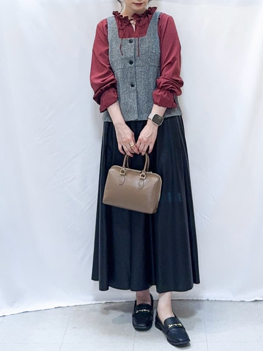 𝐇𝐢𝐫𝐨𝐦𝐢さんの「SHOO･LA･RUE｜【2点セット】着るだけで決まる クラシカルなツイード調セットアップ」を使ったコーディネート