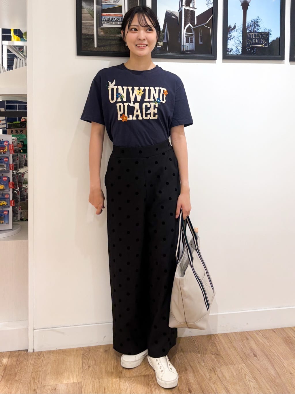 Ririkaさんの「Dessin｜ロゴ刺繍Tシャツ」を使ったコーディネート