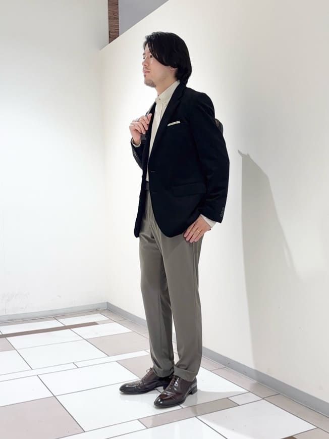 及川さんの「TAKEO KIKUCHI｜【Sサイズ～】ストレッチコーデュロイ ジャケット」を使ったコーディネート